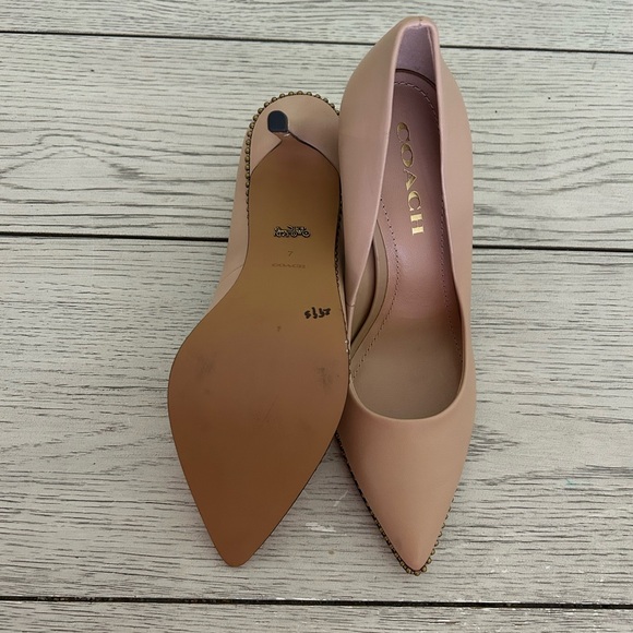 Coach Restored Parker Ballchain Pump - Picture 6 of 8